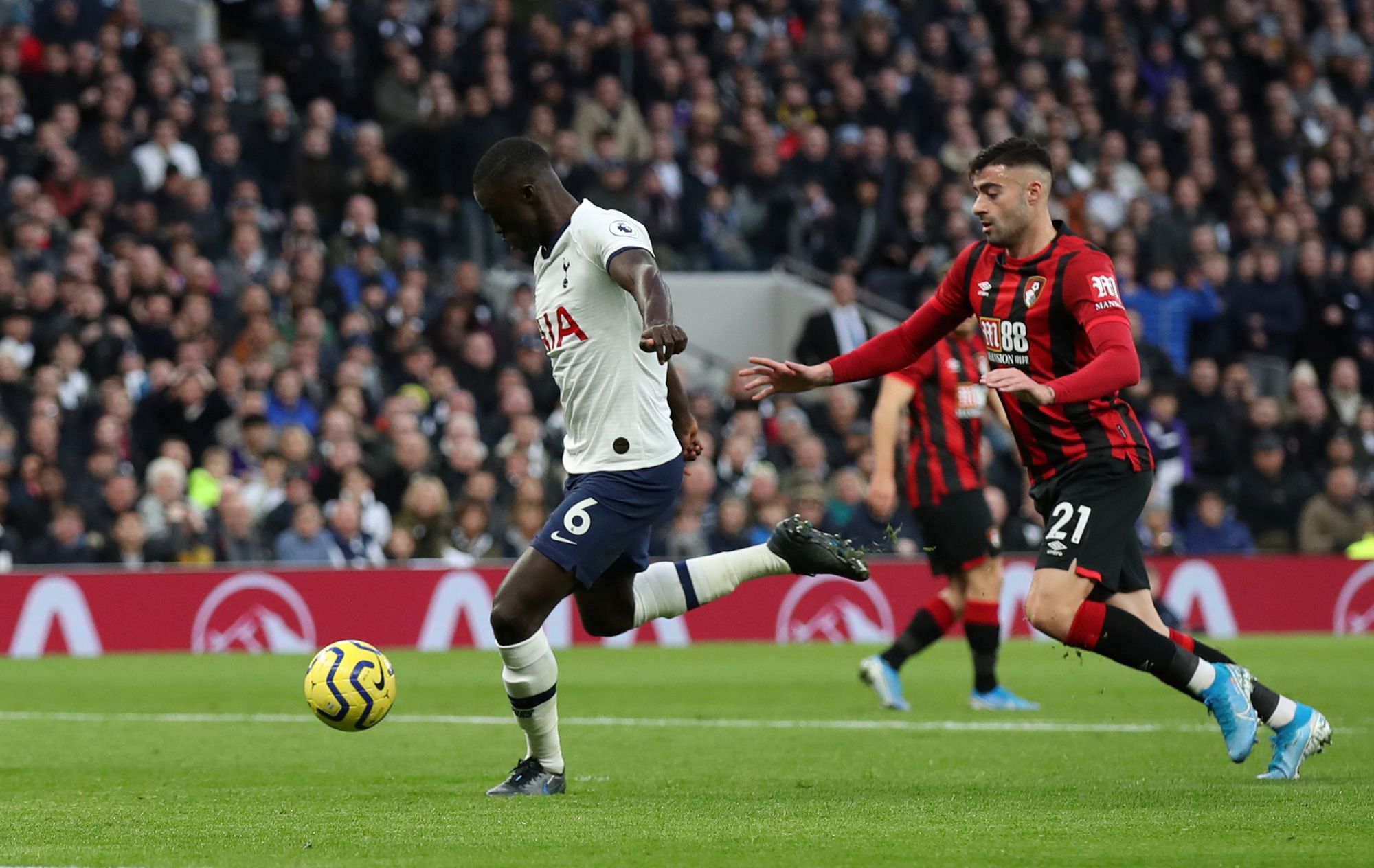 Nghẹt thở đua tỉ số, Tottenham hồi sinh khó tin với Mourinho - Ảnh 3. Nghẹt thở đua tỉ số, Tottenham hồi sinh khó tin với Mourinho - Ảnh 3.