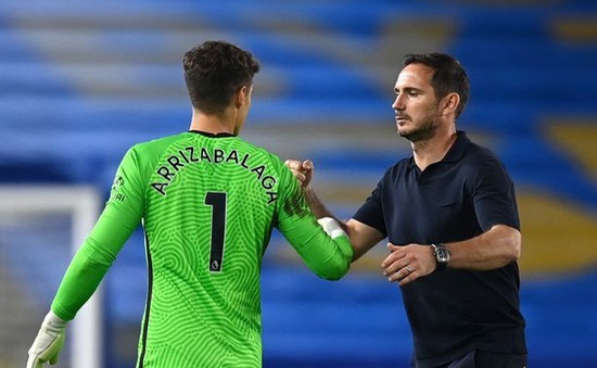 MU hỏi mua Varane, Kepa giảm lương rời Chelsea