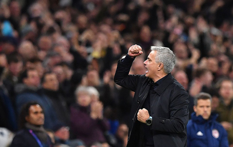 Mourinho tái xuất C1, Tottenham ngược dòng khó tin