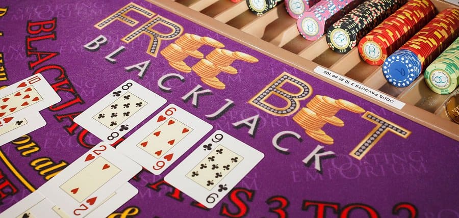 Tổng hợp thuật ngữ khi chơi Blackjack không thể bỏ qua - Hình 1 Tong hop thuat ngu khi choi Blackjack khong the bo qua Hinh 1