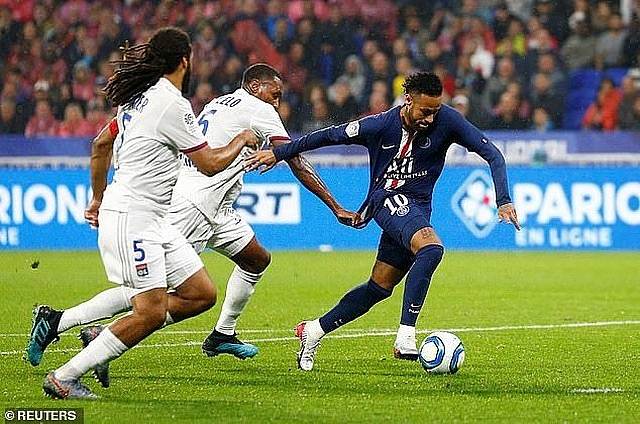lyon 0 1 psg neymar lai sam vai nguoi hung