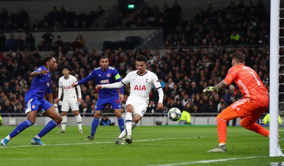 Mourinho tái xuất C1, Tottenham ngược dòng khó tin